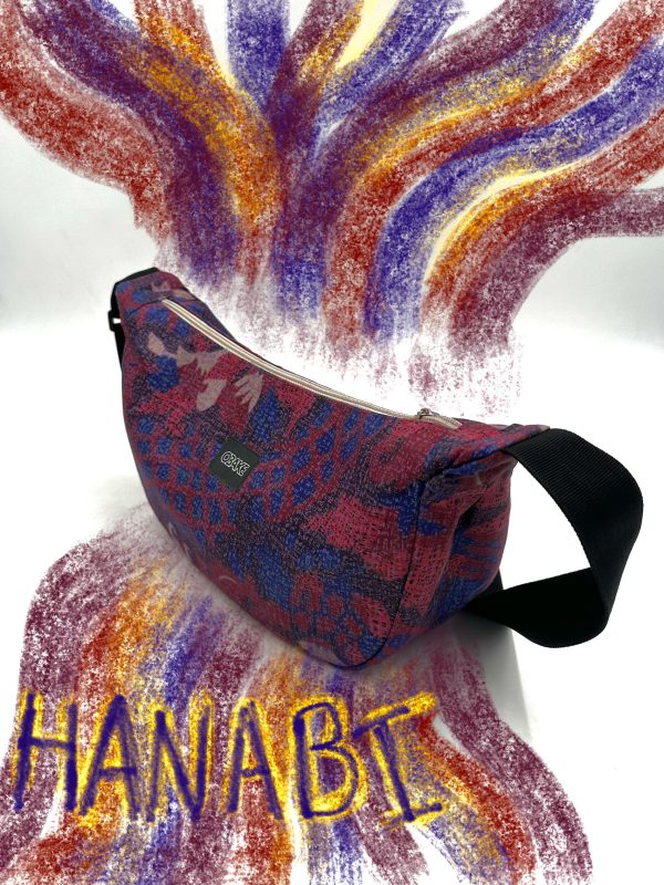 Sac Lune upcyclé mixte motifs fleurs rouge bleu - quart