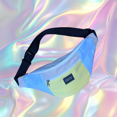 Sac Banane Niji Upcyclé Bleu Ciel, jaune & Sangle Noire